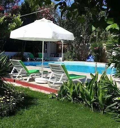 Hotel Bitez Otel 2*